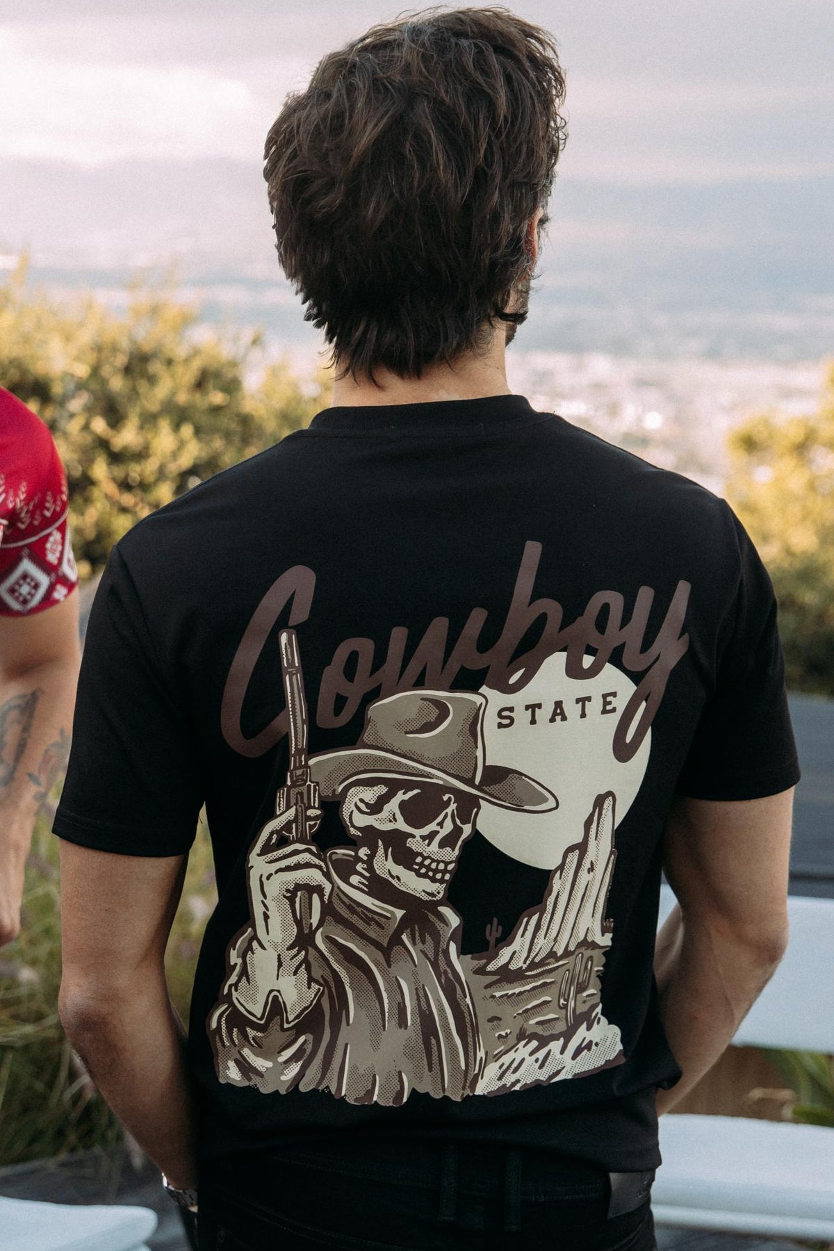 black cowboy desert skull tee men platini detail-2