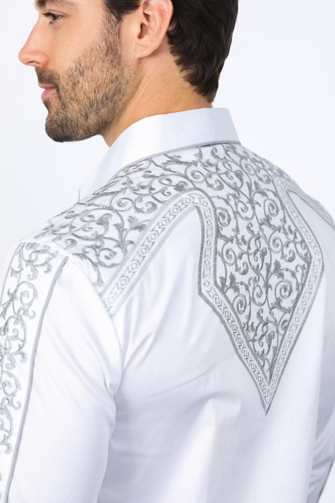 white scroll embroidery long sleeve shirt men platini detail-3