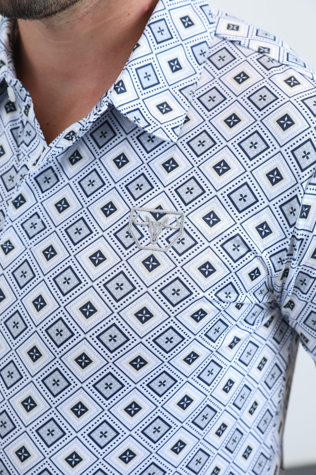 Mens Performance Fabric Modern Fit Stretch Aztec Print White Polo