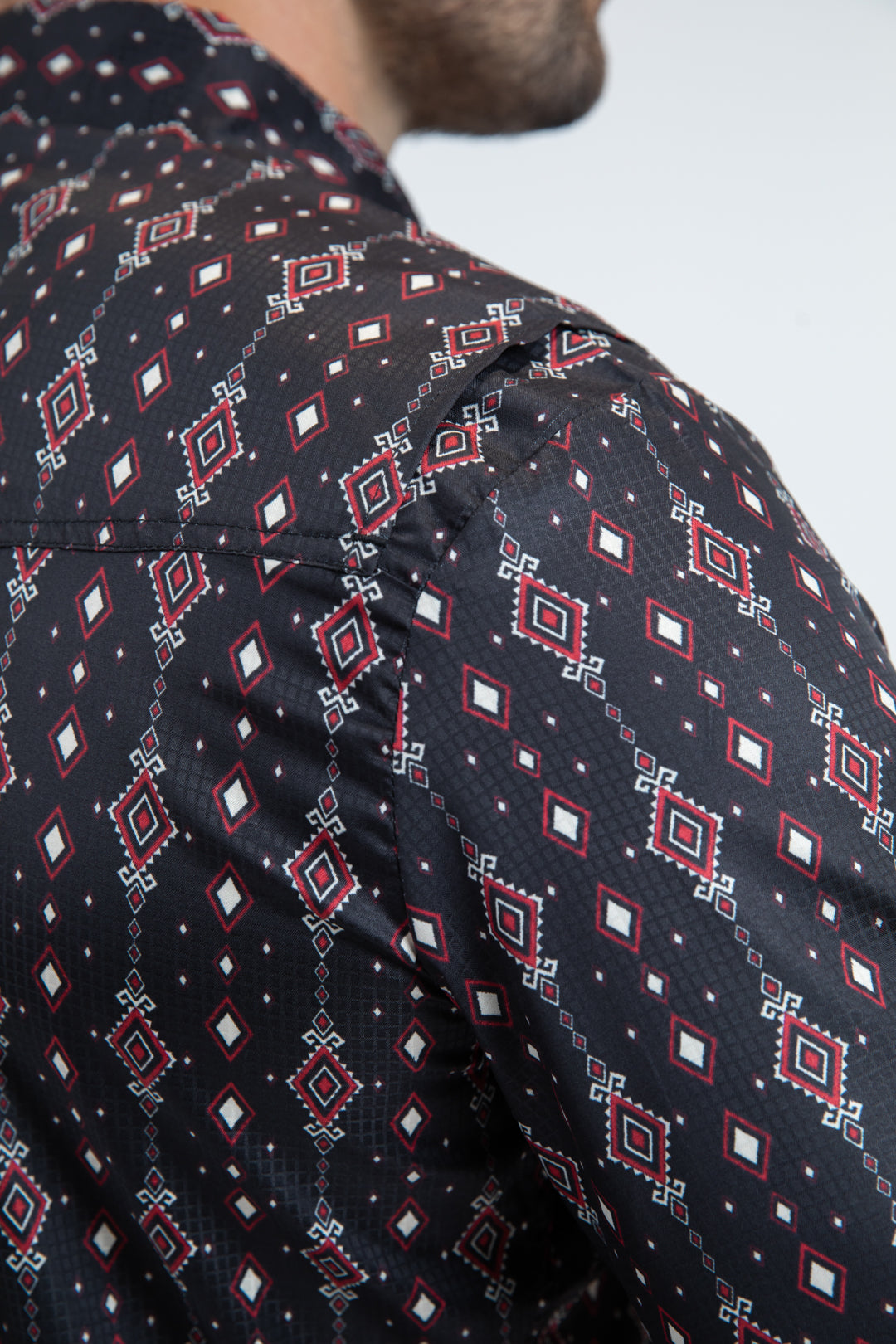black diamond geo western shirt men platini detail-2