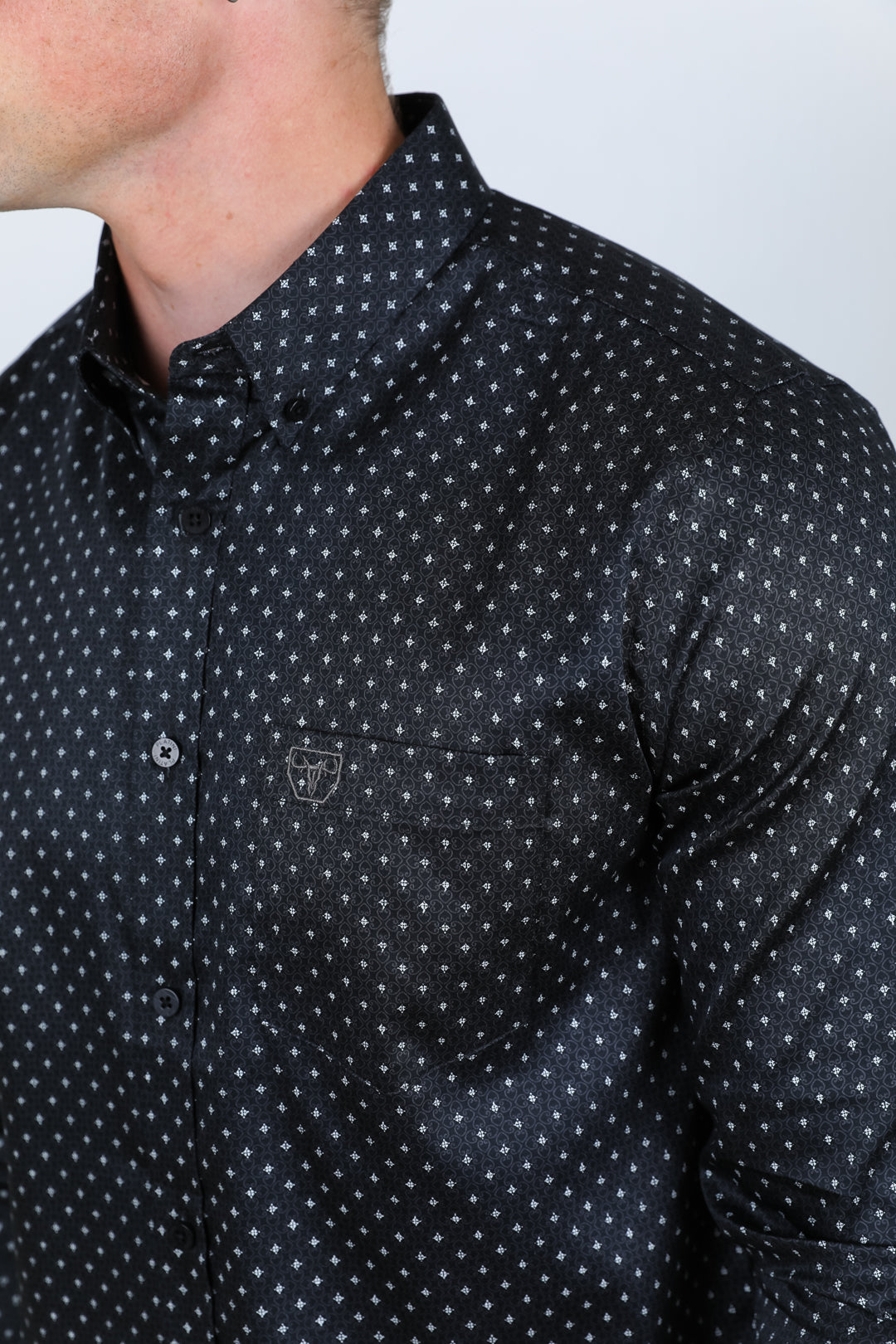Men’s Legendary Aztec Cotton Spandex Modern Fit shirt - Black