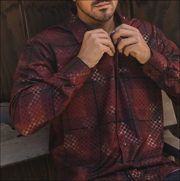SHIRTS THAT LEAD THE LOOK