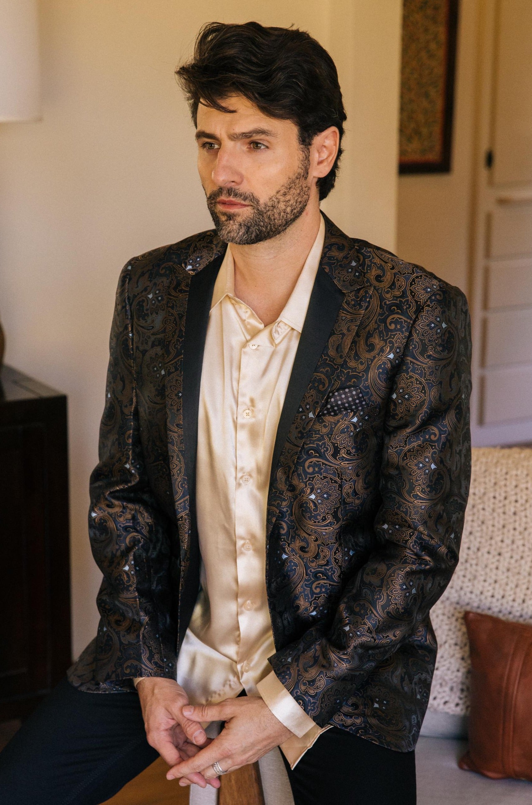 black/gold modern fit evening blazer men platini front lifestyle