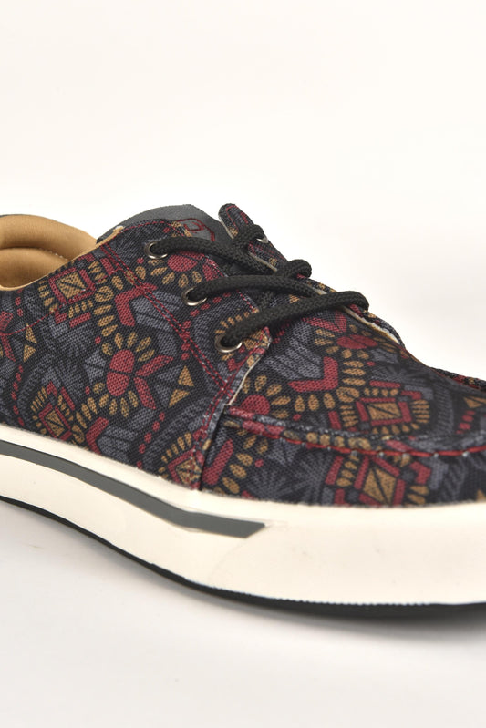 black aztec diamond canvas sneaker men platini back