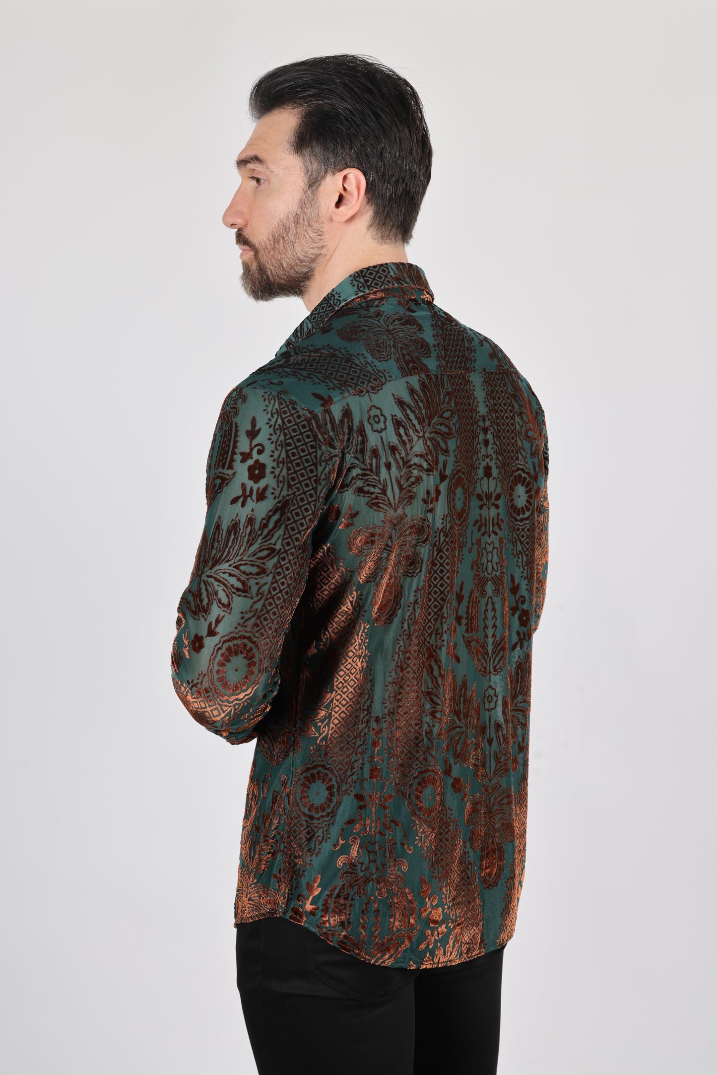 Mens Modern Fit Stretch Velvet Fashion Shirt