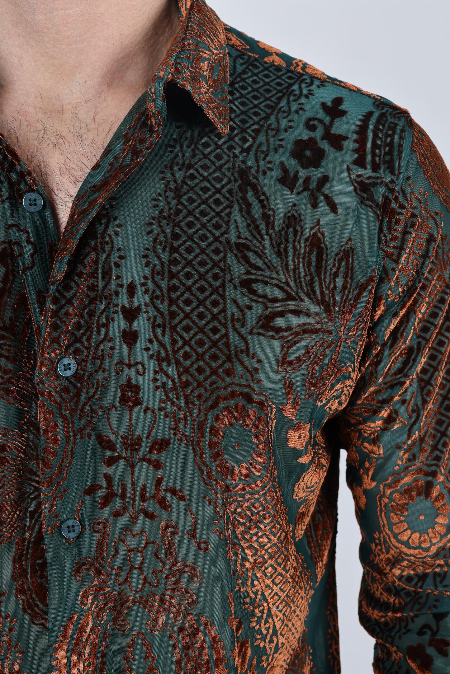 Mens Modern Fit Stretch Velvet Fashion Shirt