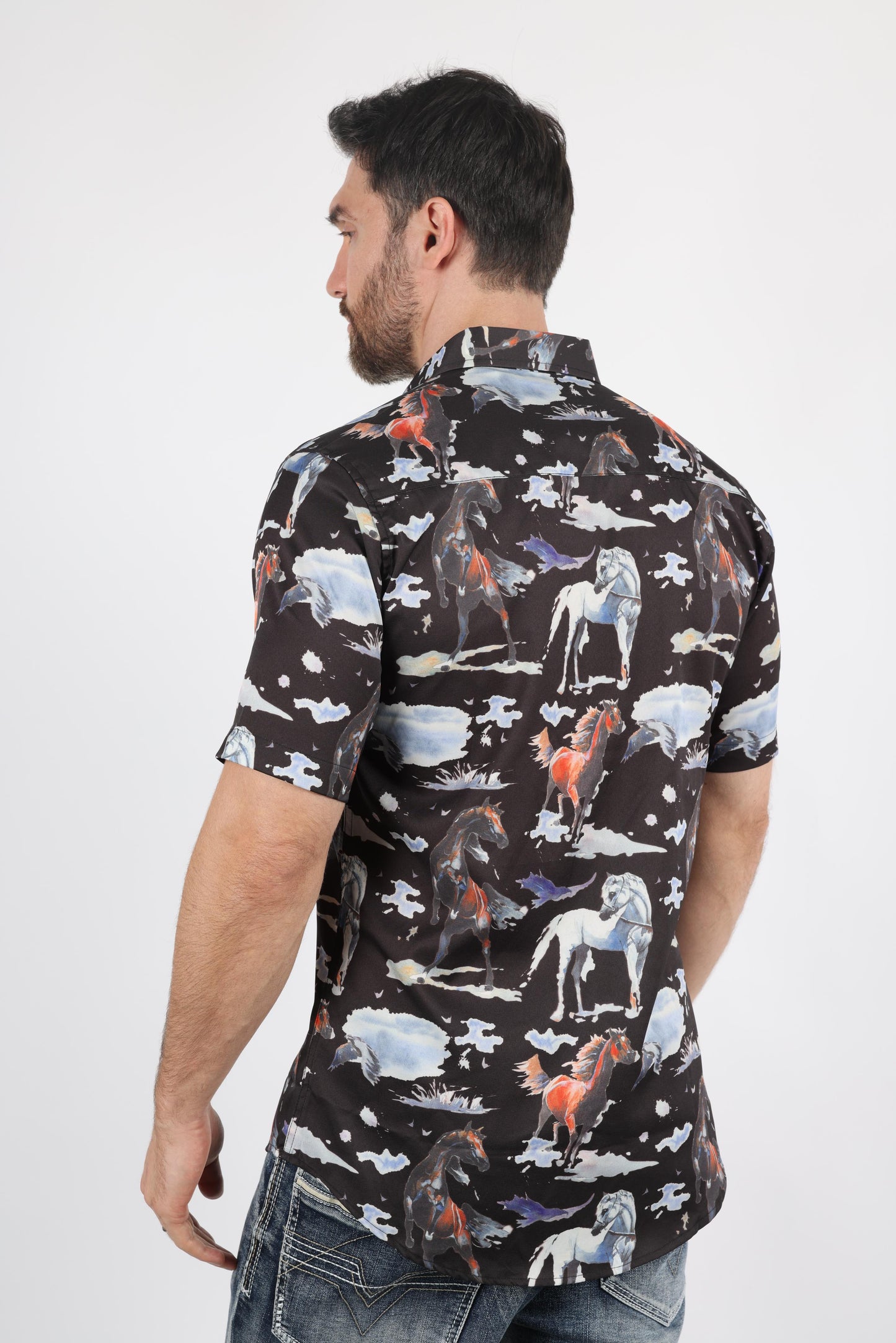 Mens Short Sleeve Modern Fit Stretch Wild Horses Print Shirt