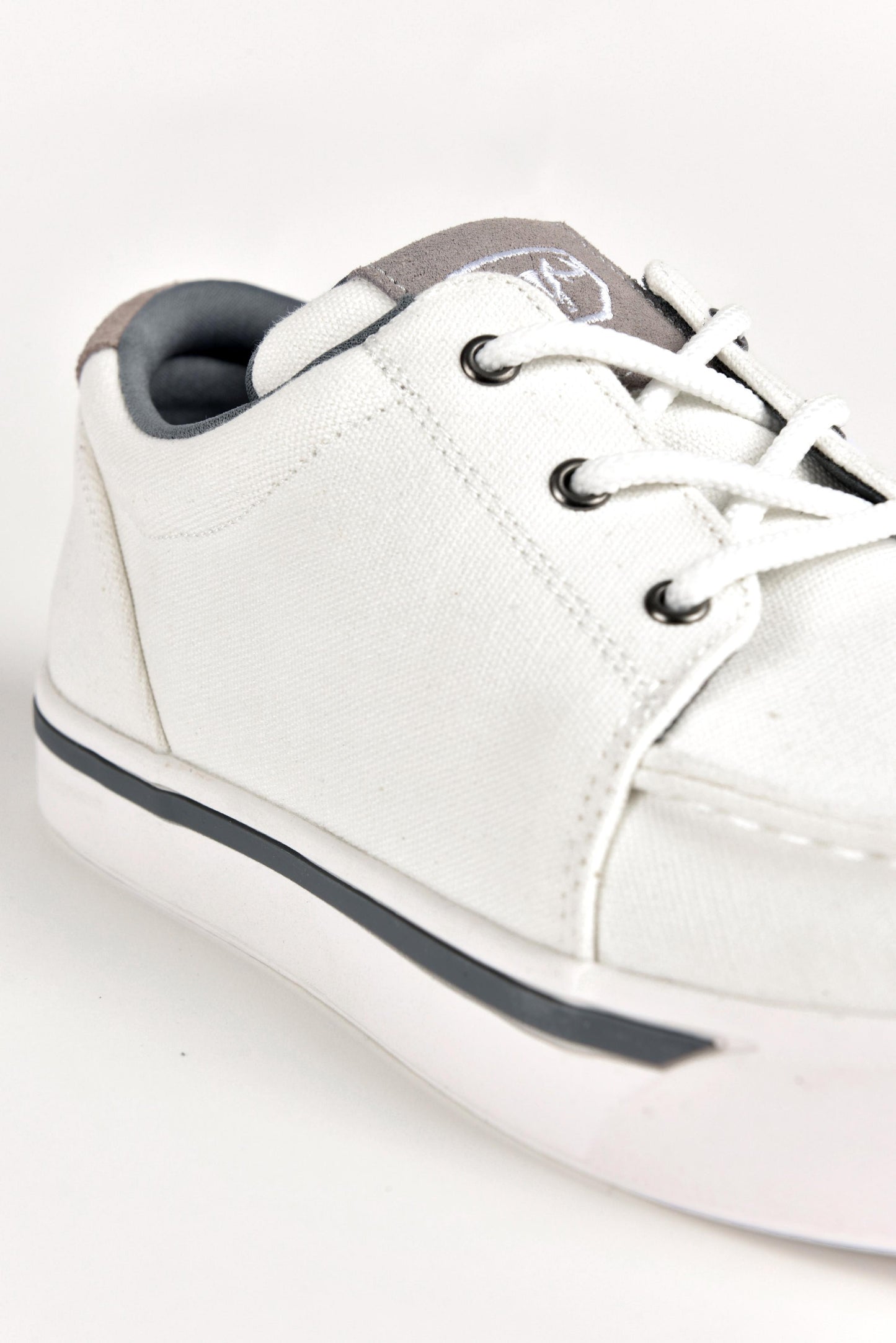 Mens Solid Canvas Sneaker