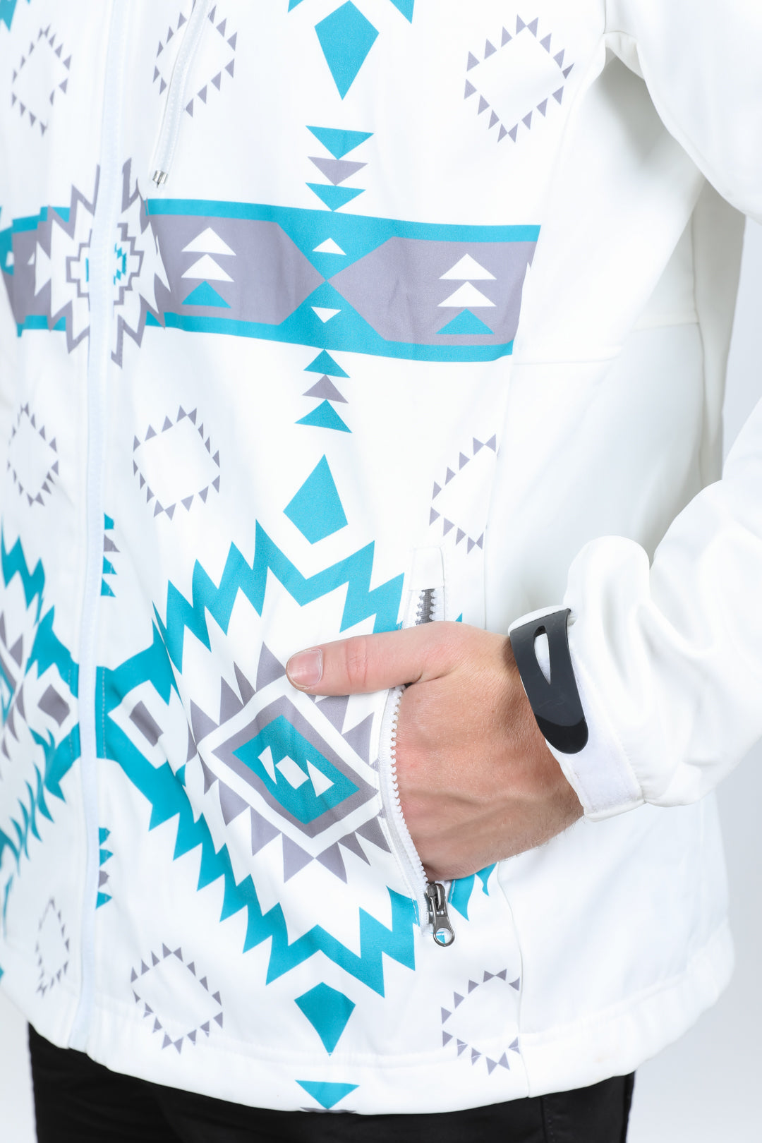 white aztec softshell jacket back platini detail