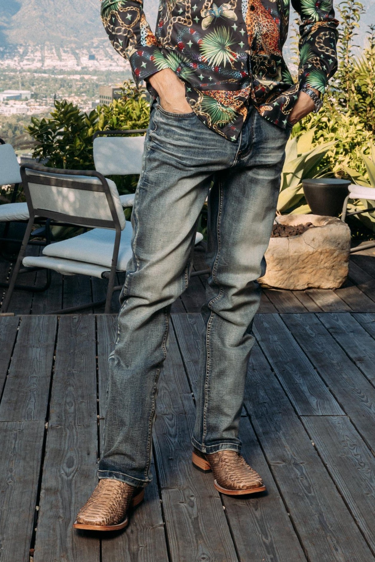 stone wash boot cut jean men holt platini detail