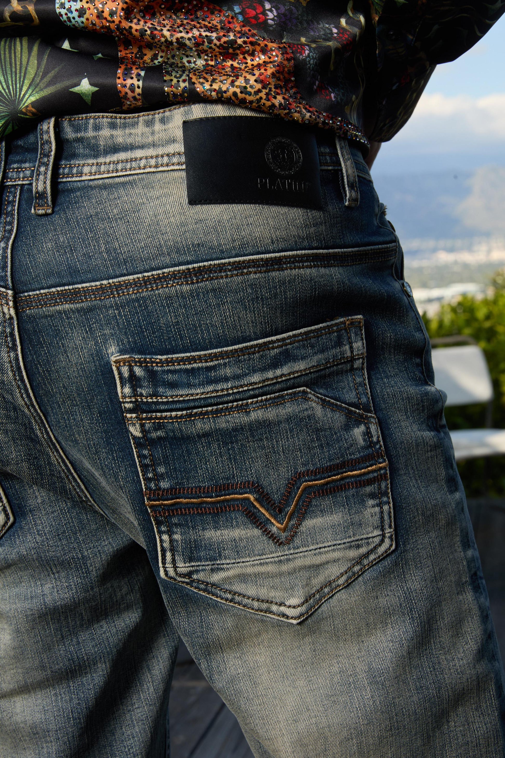 stone wash boot cut jean men holt platini back pocket detail