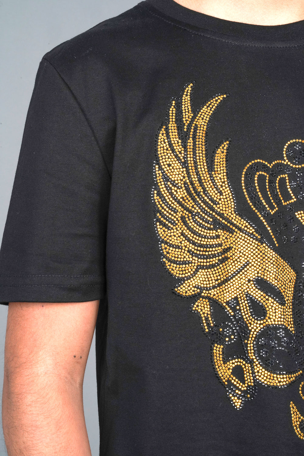 black feline crest rhinestone kids tee back platini