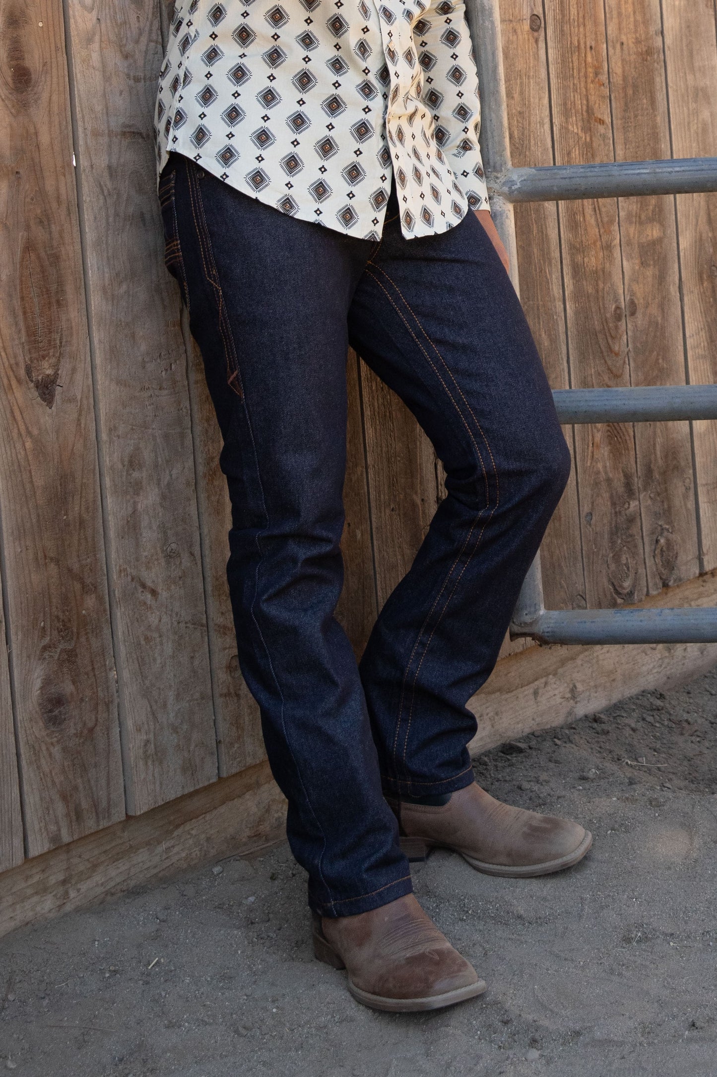 dark blue boot cut jean men holt platini front
