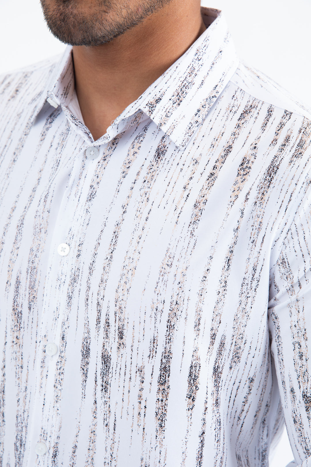 white artistic texture foil shirt detail platini