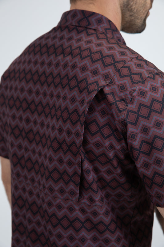red chevron diamond performance shirt men platini back