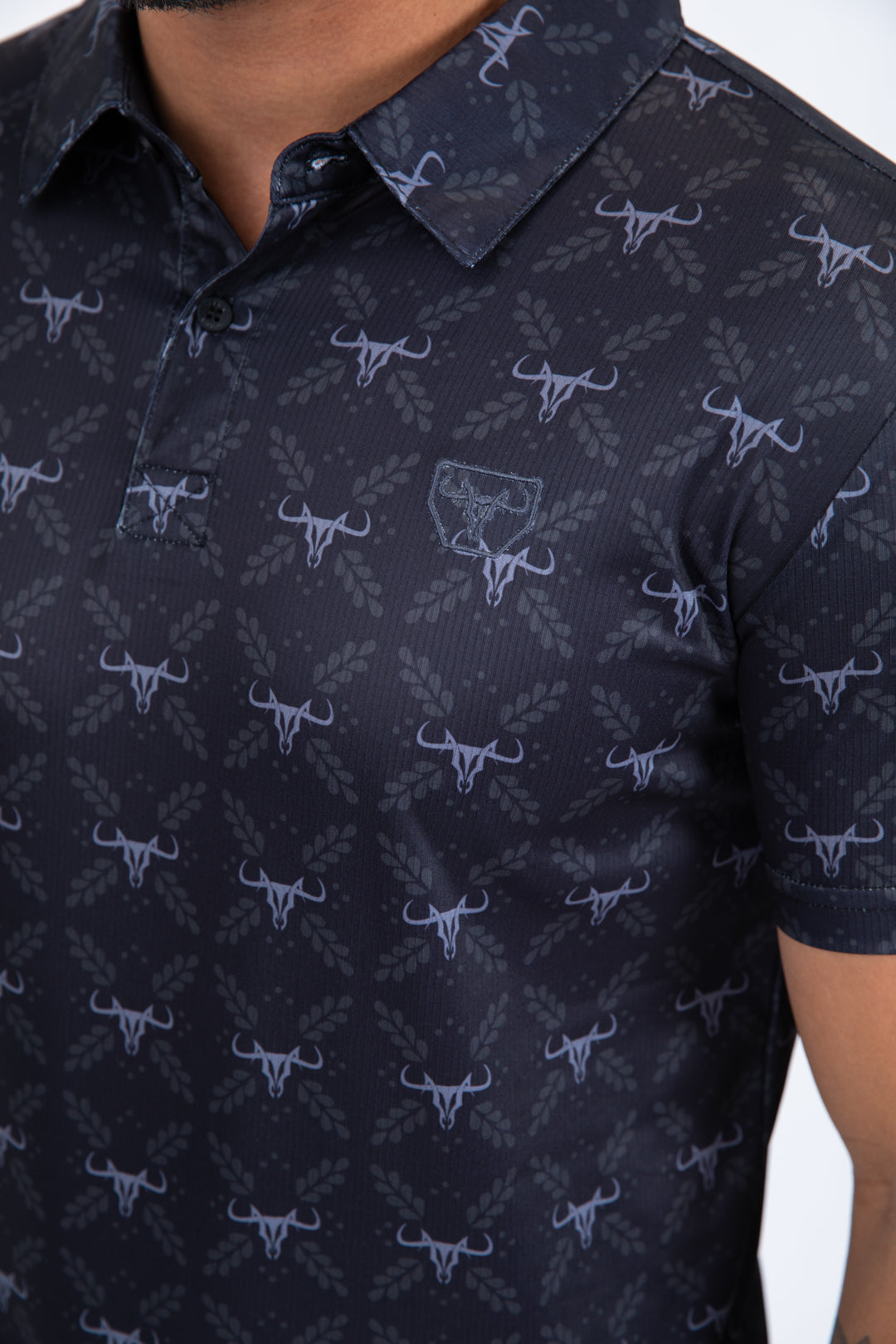 black western longhorn polo detail platini
