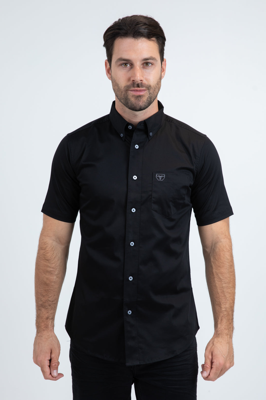 Men’s Single Pocket Logo Modern Fit Stretch Black Short Sleeve Shirt