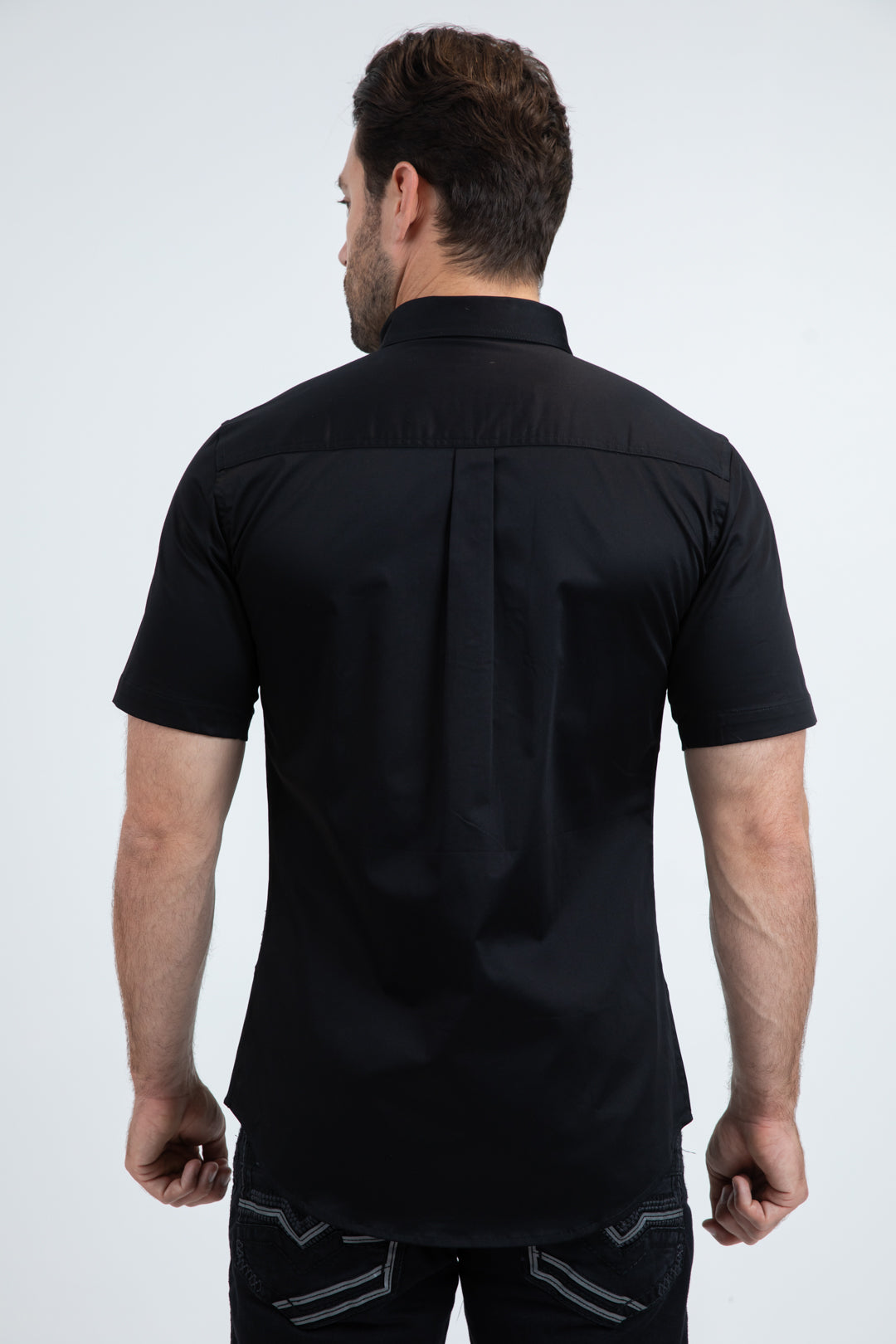 Men’s Single Pocket Logo Modern Fit Stretch Black Short Sleeve Shirt