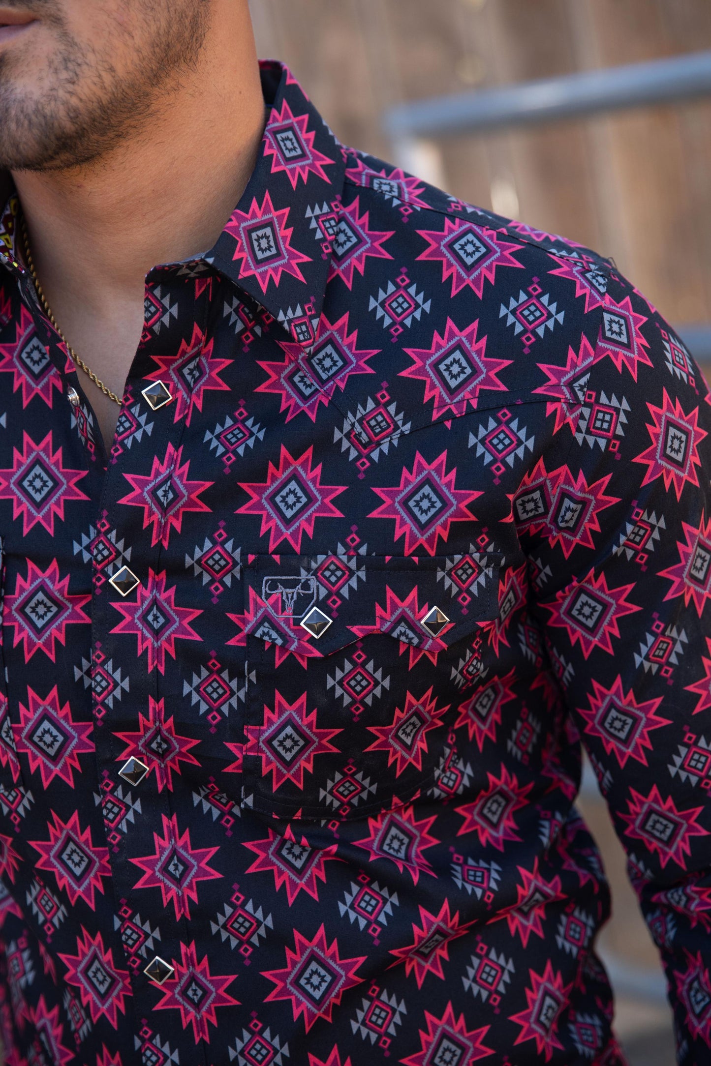 Mens Western Modern Fit Cotton/Spandex Long Sleeve Black Shirt with Snaps