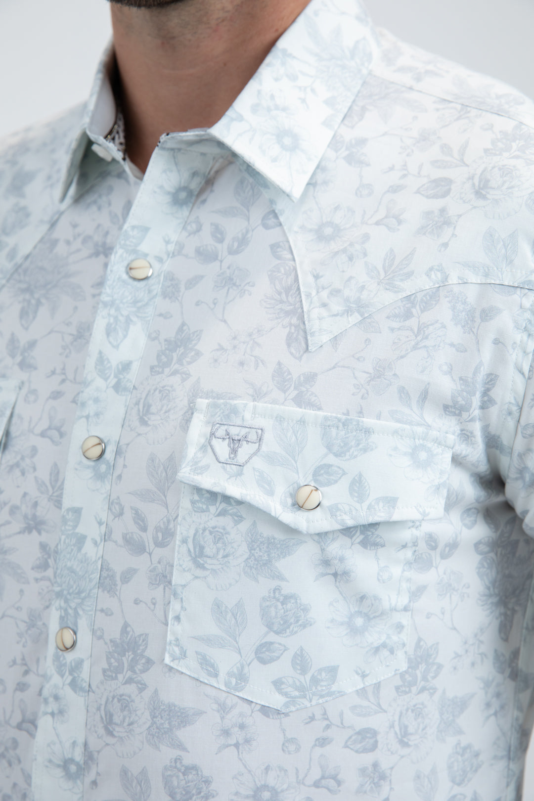 Mens Western Modern Fit Cotton/Spandex Long Sleeve White Shirt with Snaps