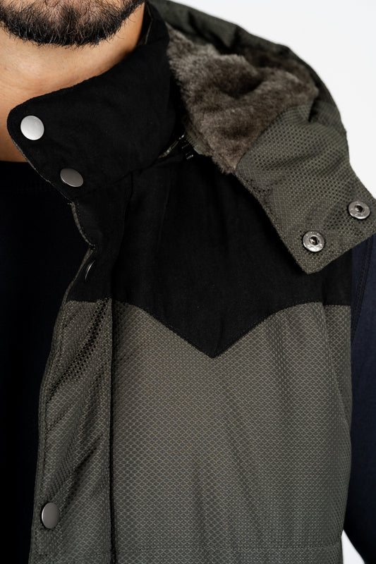 men padded hooded vest platini close