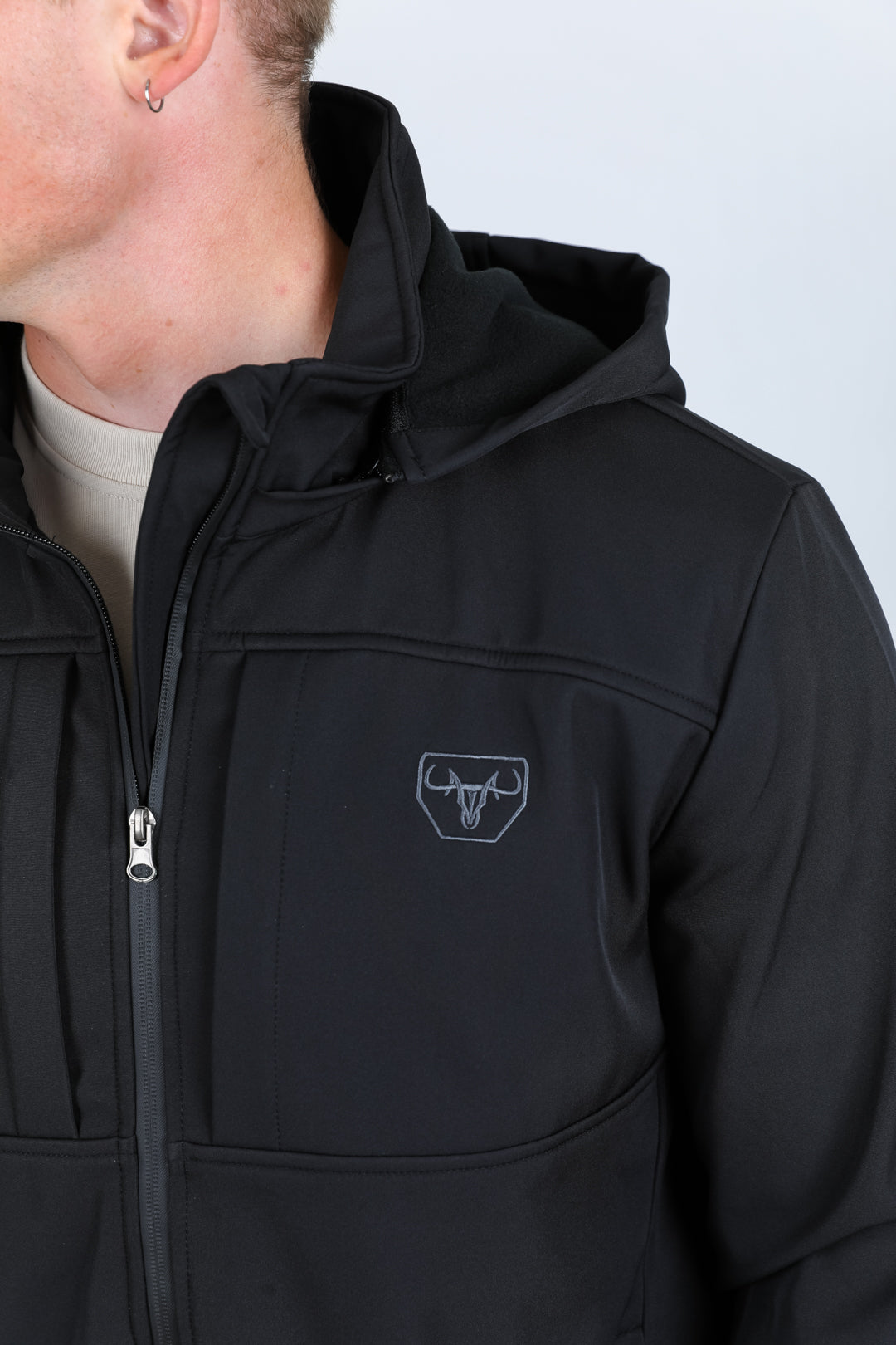 black hooded softshell jacket close platini